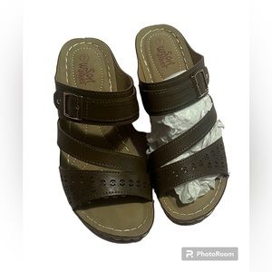 Brand new high heel sandals